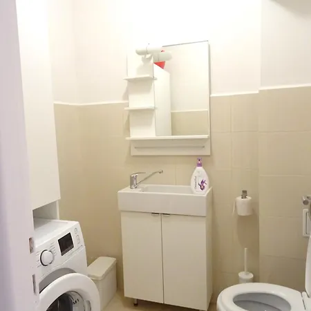 Smart Apartament Tei Piatra Neamt Exterior photo