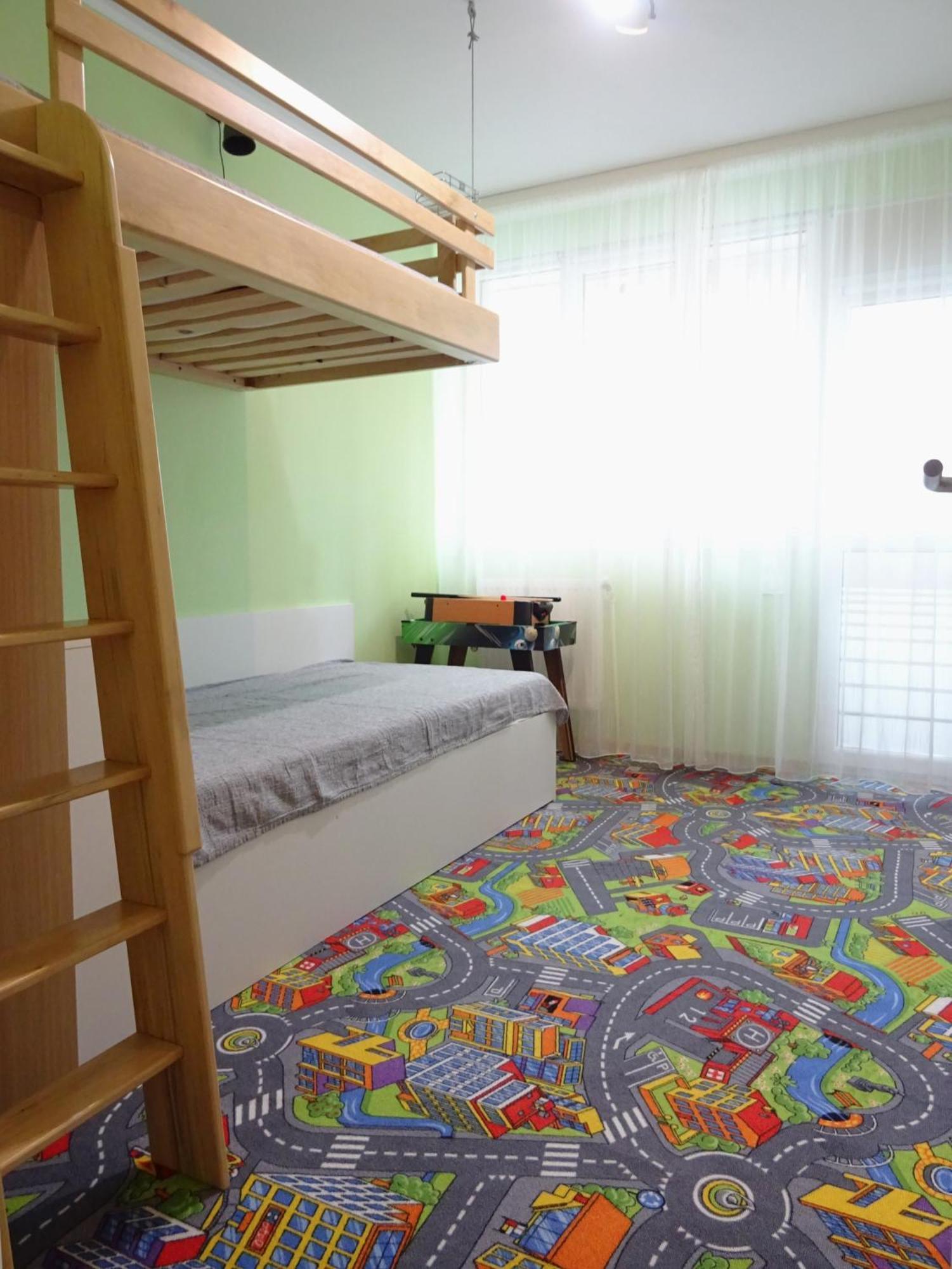 Smart Tei Apartment Piatra Neamt